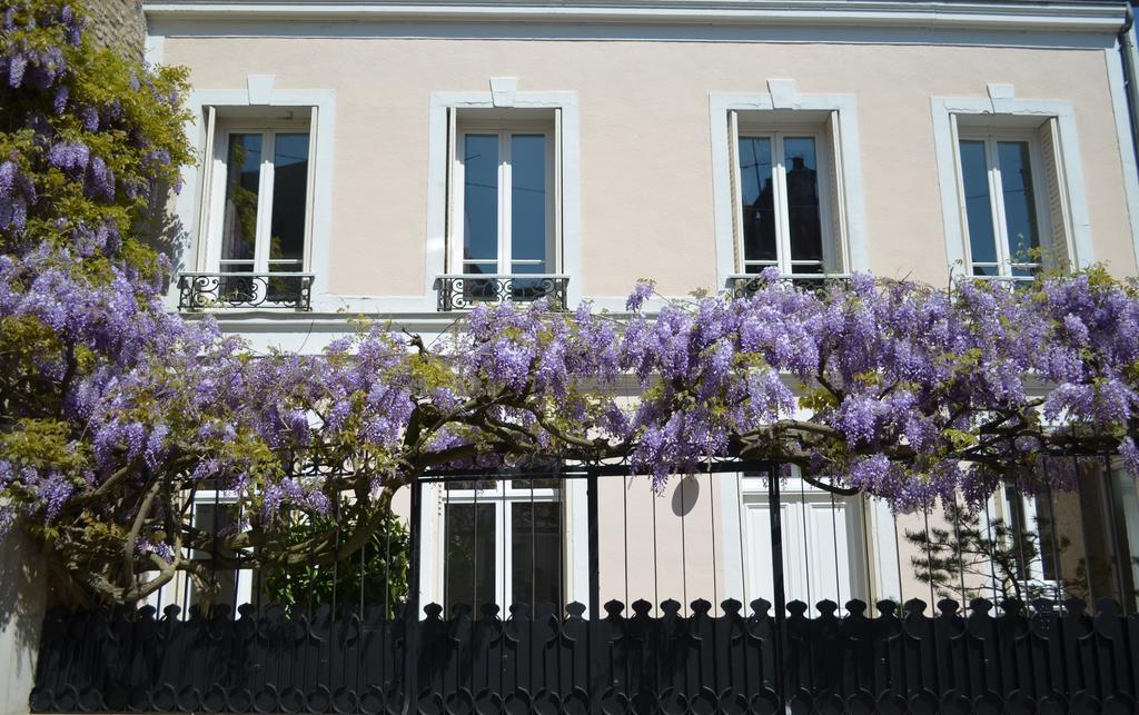 مبيت وإفطار فونتانبلو Wisteria المظهر الخارجي الصورة